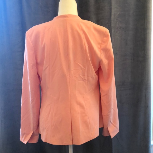 NWT Blazer - Picture 5 of 7